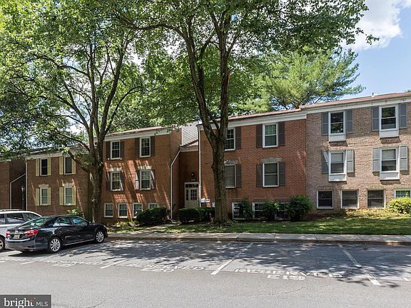 2nd image of 846 Quince Orchard Blvd #P-2