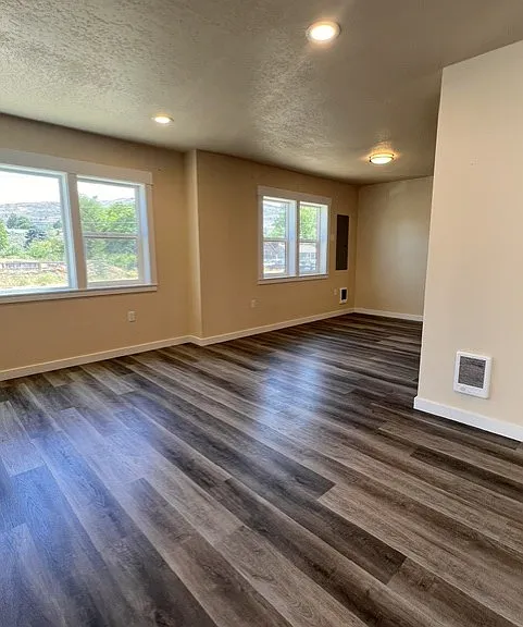 Living Room to Dining room Transition
