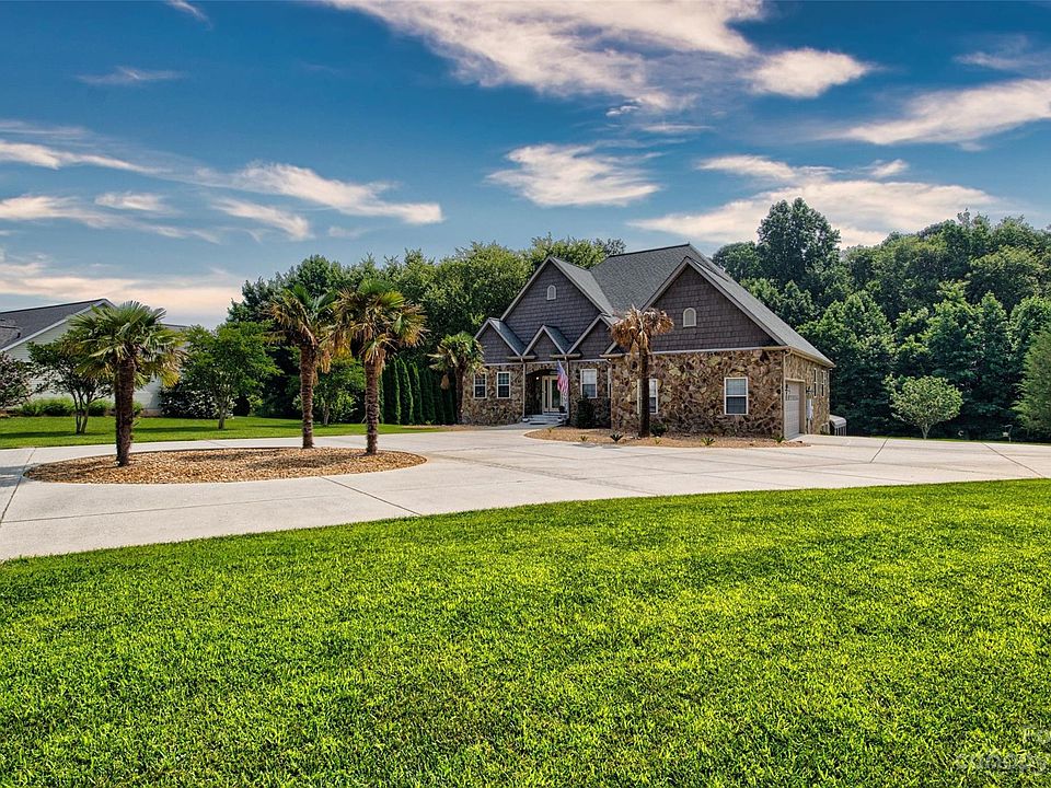 1st image of 239 Kendra Dr