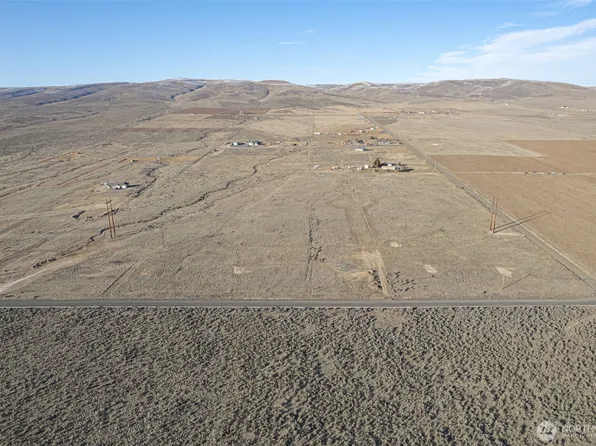 3 Road 13 NW, Quincy, WA 98848