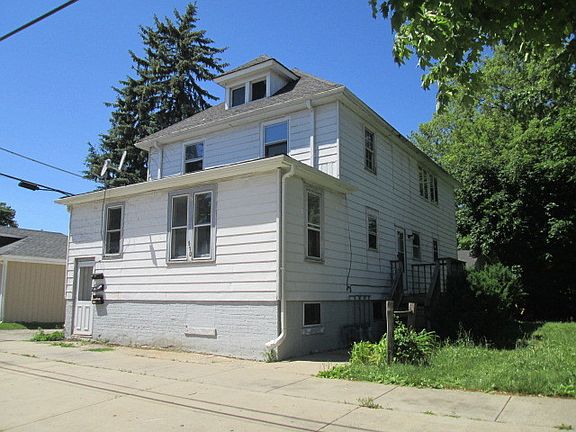 3rd image of 510 12th St