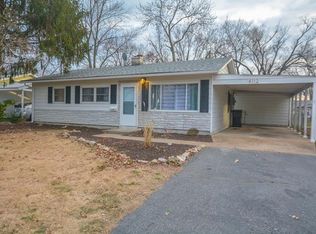 4112 Memorial Dr, Belleville, IL