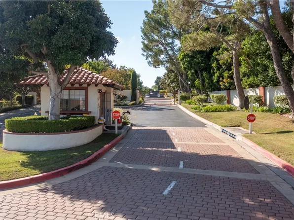 6224 Riviera Cir, Long Beach, CA 90815