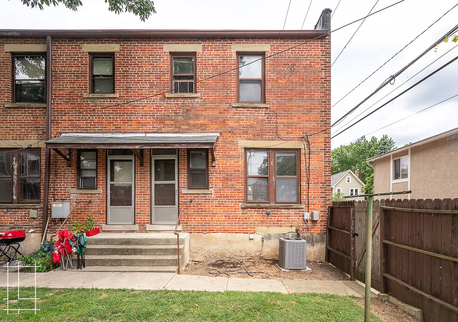 435 Alden Ave — Photo 1