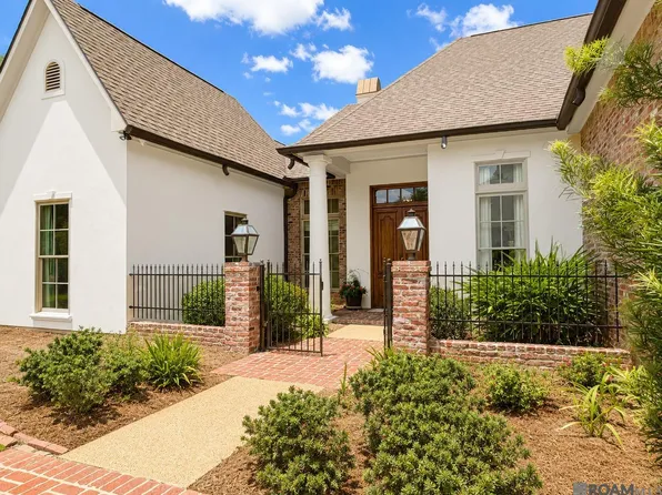 17744 Pecan Shadows Dr, Baton Rouge, LA 70810