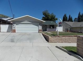 28204 Hot Springs Ave, Santa Clarita, CA 91351