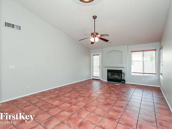 3rd image of 803 N Laveen Dr