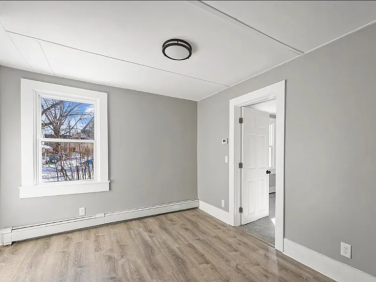1-2 Monteleone Pl — Photo 6