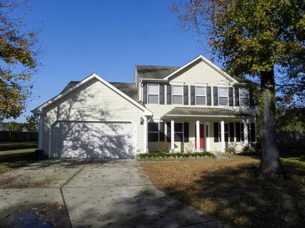 108 Walking Path Ct, South Mills, NC 27976