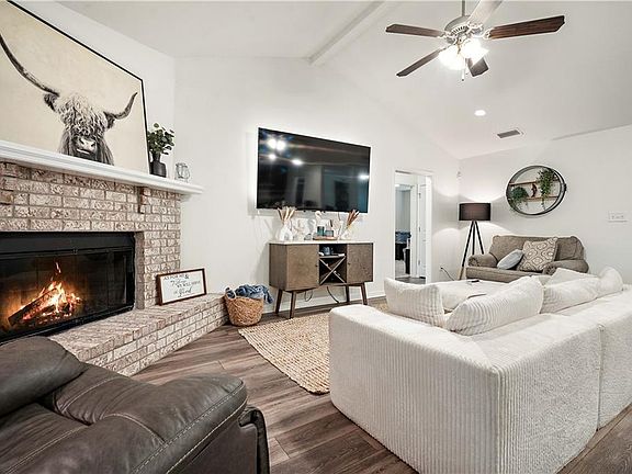 5th image of 4562 Cypress Park Dr