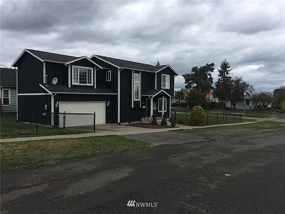 2nd image of 3406 E E Street