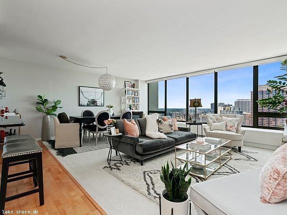 2nd image of 2800 N Lake Shore Dr APT 321