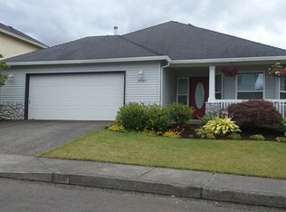 37284 Goldenrain St, Sandy, OR 97055