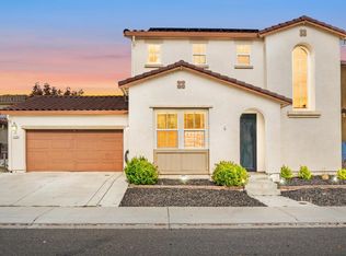 112 Wisteria Cir, Vacaville, CA 95687