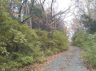 1061 Lock Rd, Lawrenceburg, KY 40342