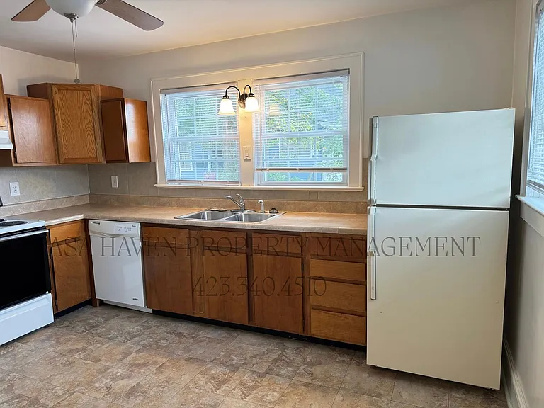 302 W Pine St #2 — Photo 15