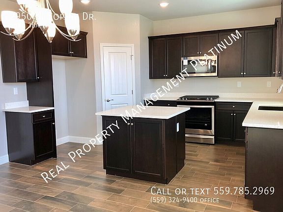 3rd image of 2950 N Sophie Dr