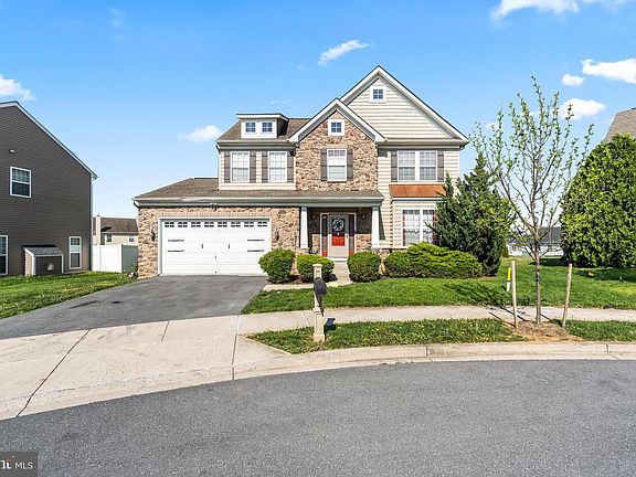 2nd image of 12514 Olivine Ct