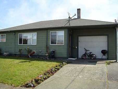 1st image of 1021 Anzio St