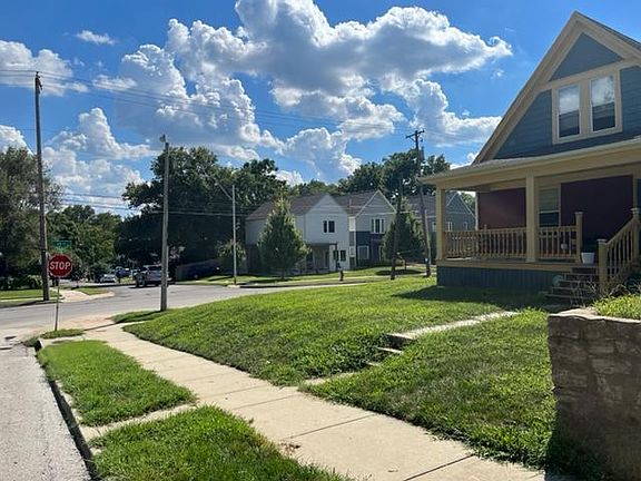 2nd image of 4451 Tracy Ave #2C