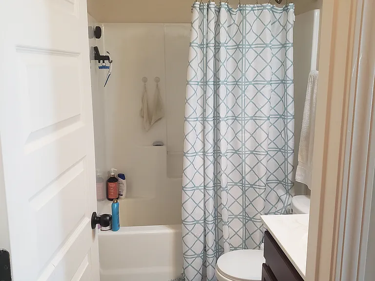 Grove Landing Cir — Photo 8