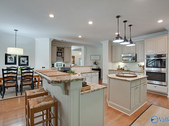 4th image of 3017 Cobble Farms Dr SE