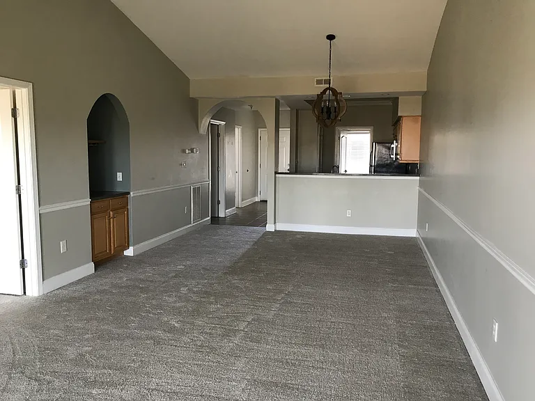 408 24th Ave N #302 — Photo 10