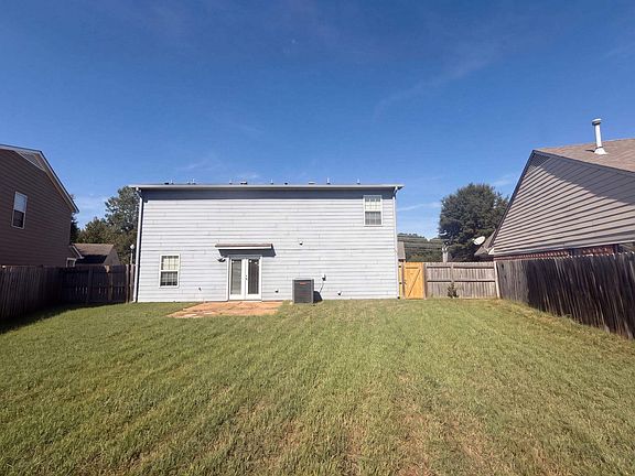 5th image of 2516 Boxford Ln