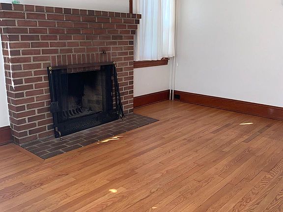 2nd image of 21 N Cherry Grove Ave