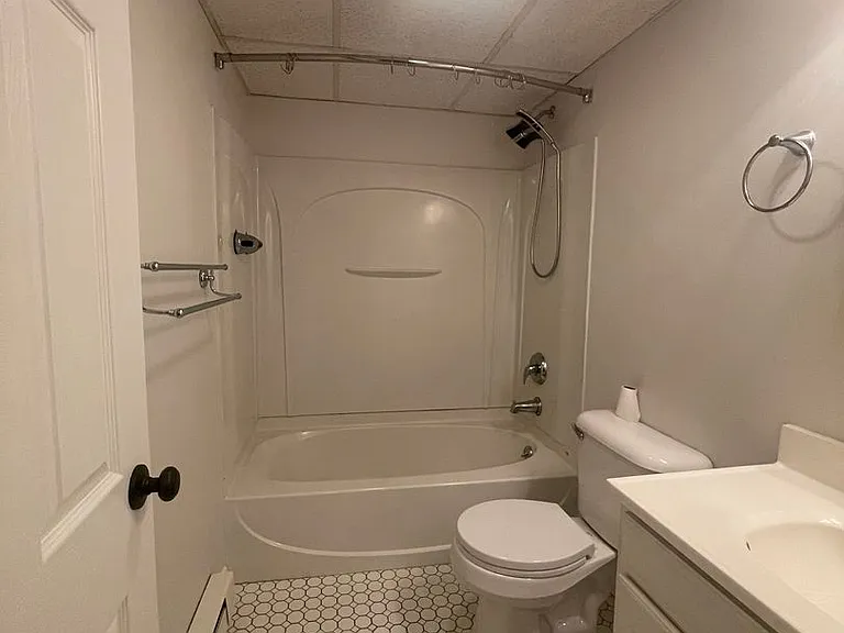 3 Philbrick Ln #3 — Photo 17