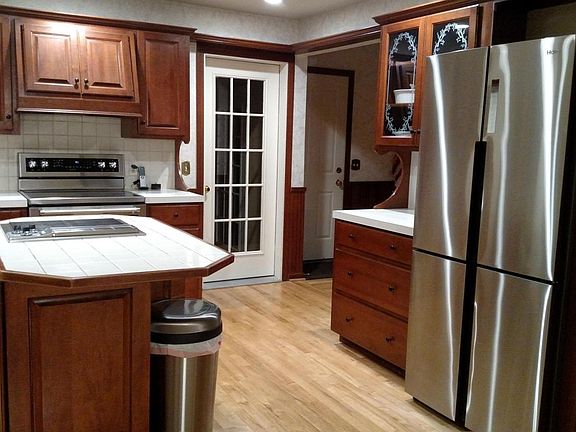 2nd image of 8332 Wallinwood Springs Dr
