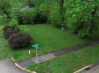 401 & 407 W Chestnut St, Olney, IL 62450
