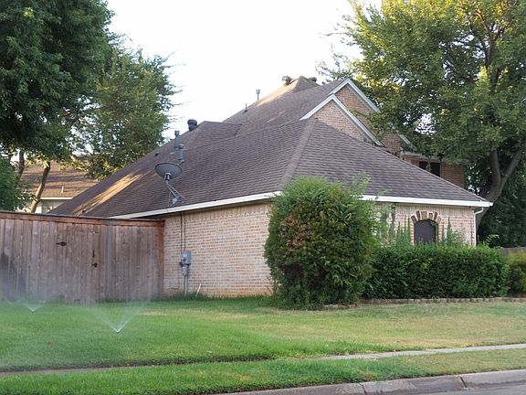 3rd image of 3008 Redstone Dr