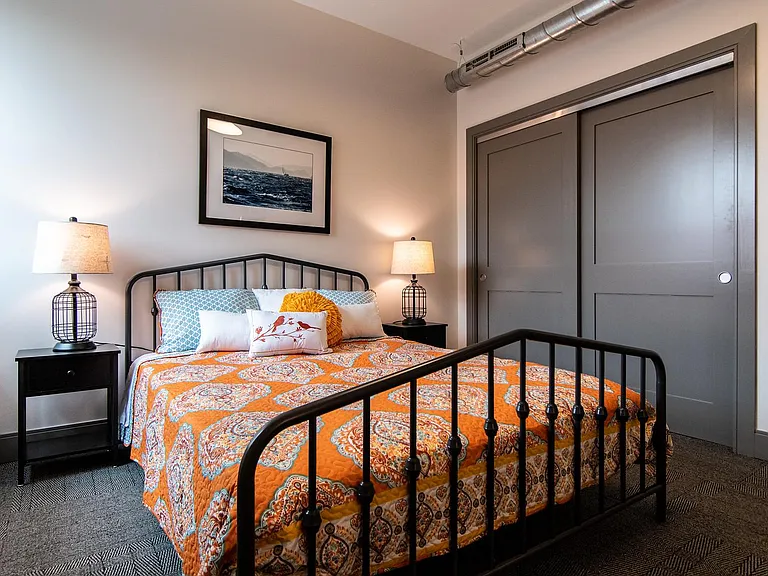 Schaefer Malthouse Lofts — Photo 7