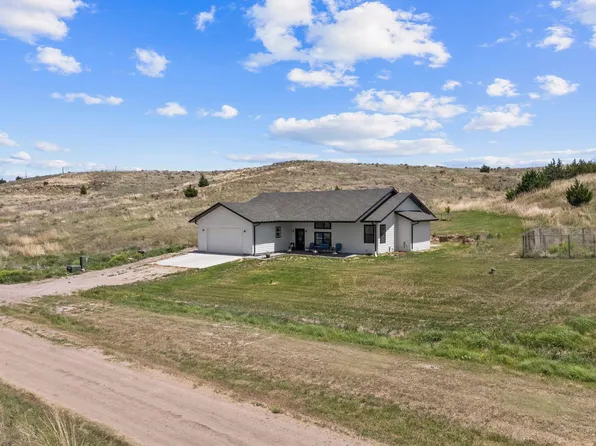 7757 S Terra Nova Dr, North Platte, NE 69101