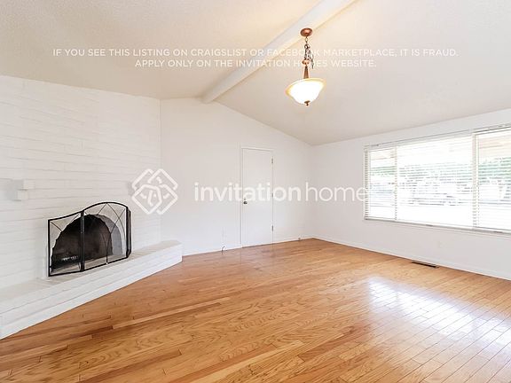 3rd image of 1001 N Ham Ln