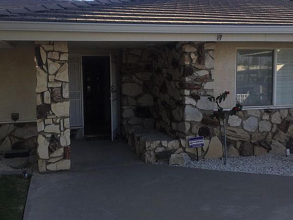 3rd image of 3916 Crescent Dr