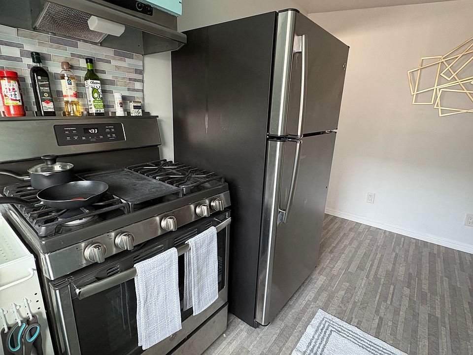 1st image of 24047 Alice St #A