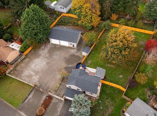 812 Duvall Pl NE, Renton, WA 98059