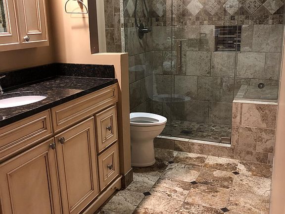 5th image of 5205 Acacia Ct