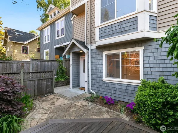 162 B 15th Avenue, Seattle, WA 98122