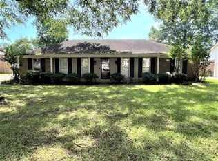 384 Rutledge St, Collierville, TN 38017