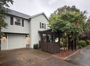 243 S Palatine Hill Rd, Portland, OR 97219