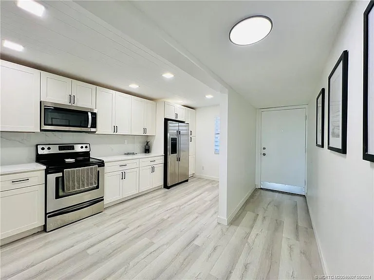 10044 S Ocean Dr #205 — Photo 58