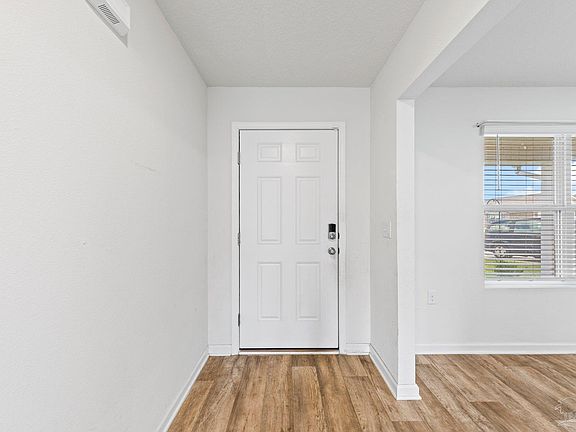 2nd image of 6256 Churchill Cir