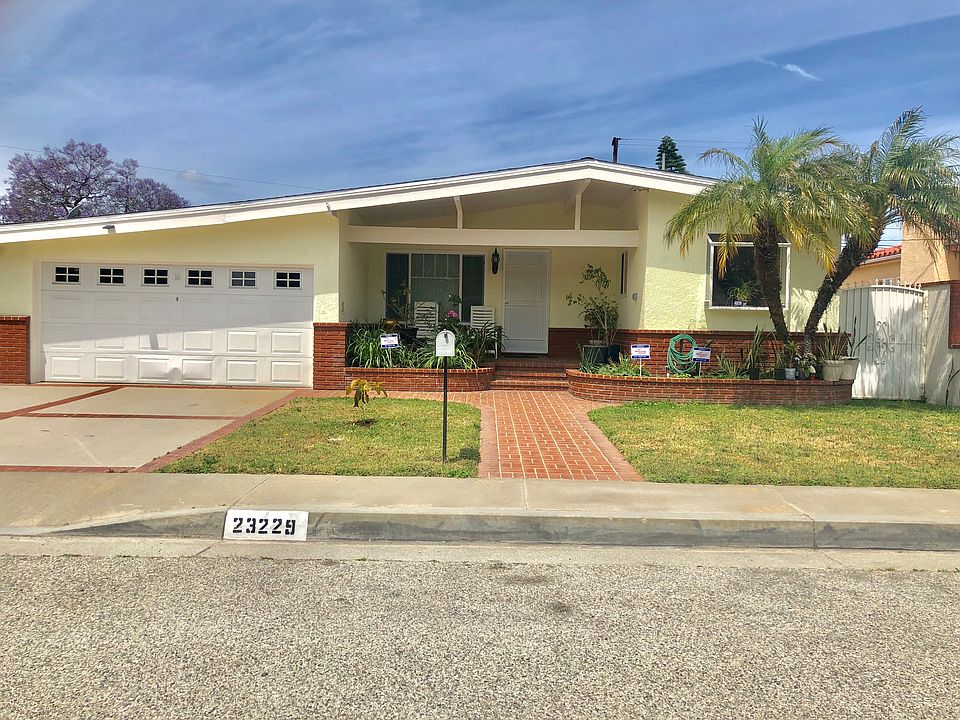 1st image of 23229 Marigold Ave