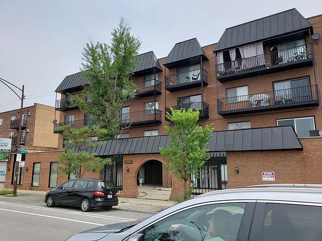 1st image of 6317 N Milwaukee Ave #2D