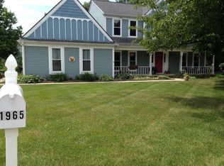 1965 Cedaredge Rd, Rochester Hills, MI 48306