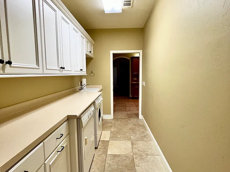 4709 W Harold Ave — Photo 12
