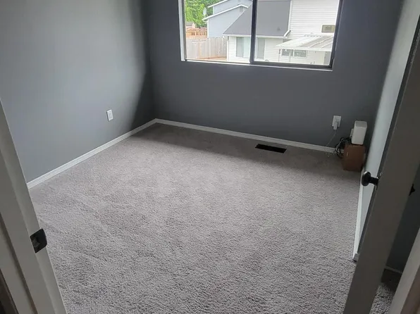 26803 Avon Ct, Kent, WA 98032